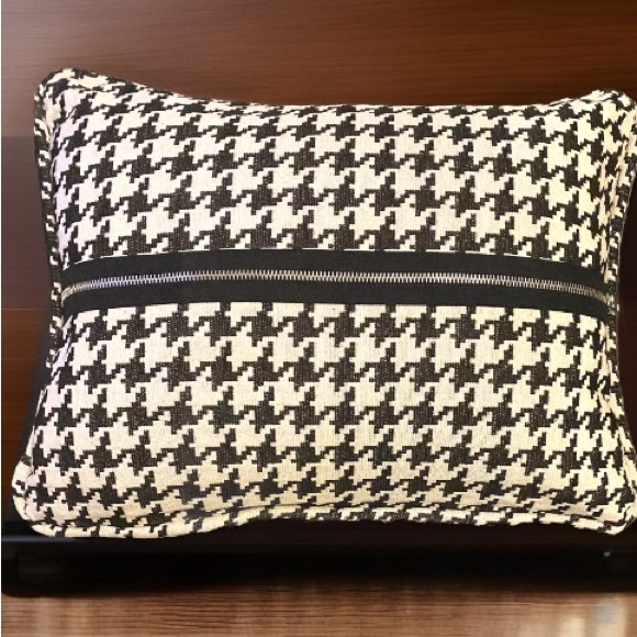 Houndstooth Black and White Accent Pillow - Picture 4 of 4